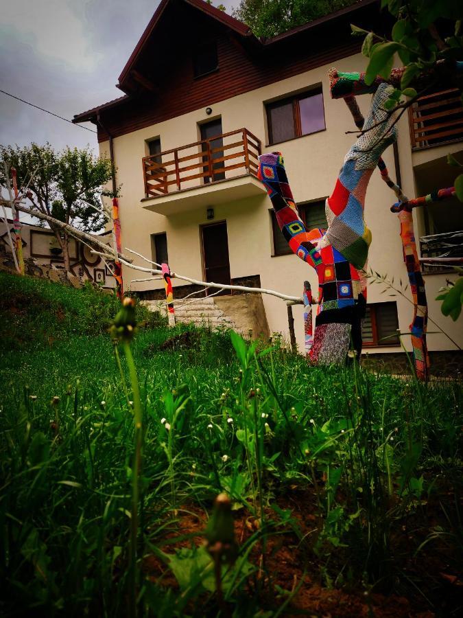 4Temporadas Villa Bran  Bagian luar foto